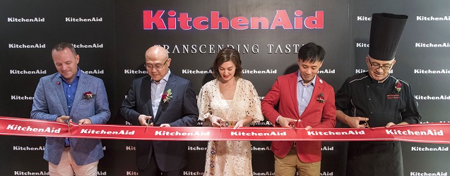 The ribbon cutting ceremony (from left): Mr Ron de Rijk, Sales Manager; Mr. Samuel Wu, APAC Vice President; Danielle Peita Graham, Supermodel; Andrew Yu, Vice President Hong Kong and Taiwan; Daniele Paralovo, Italian Master Chef.